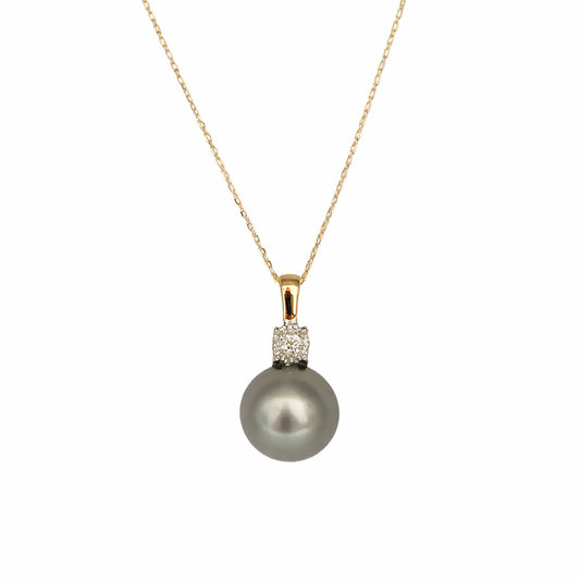 Tahitian Pearl Pendant Necklace – 9–10 mm Natural High Luster and Diamond, 18K Gold