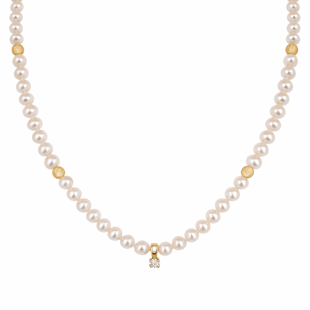AAA Cultured Pearl Necklace in 18K Yellow Gold with Brilliant - Cut Diamond – Timeless Elegance - MIMUKA
