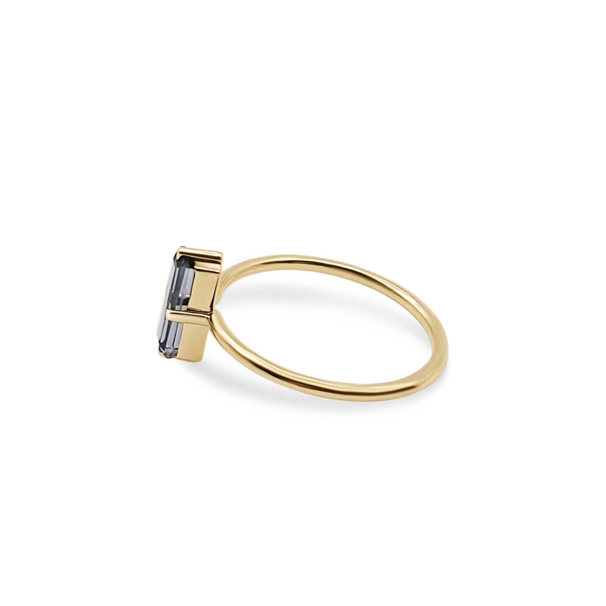 London Blue Precious Stone Baguette 9 x 7 Yellow Gold Ring 14K - MIMUKA