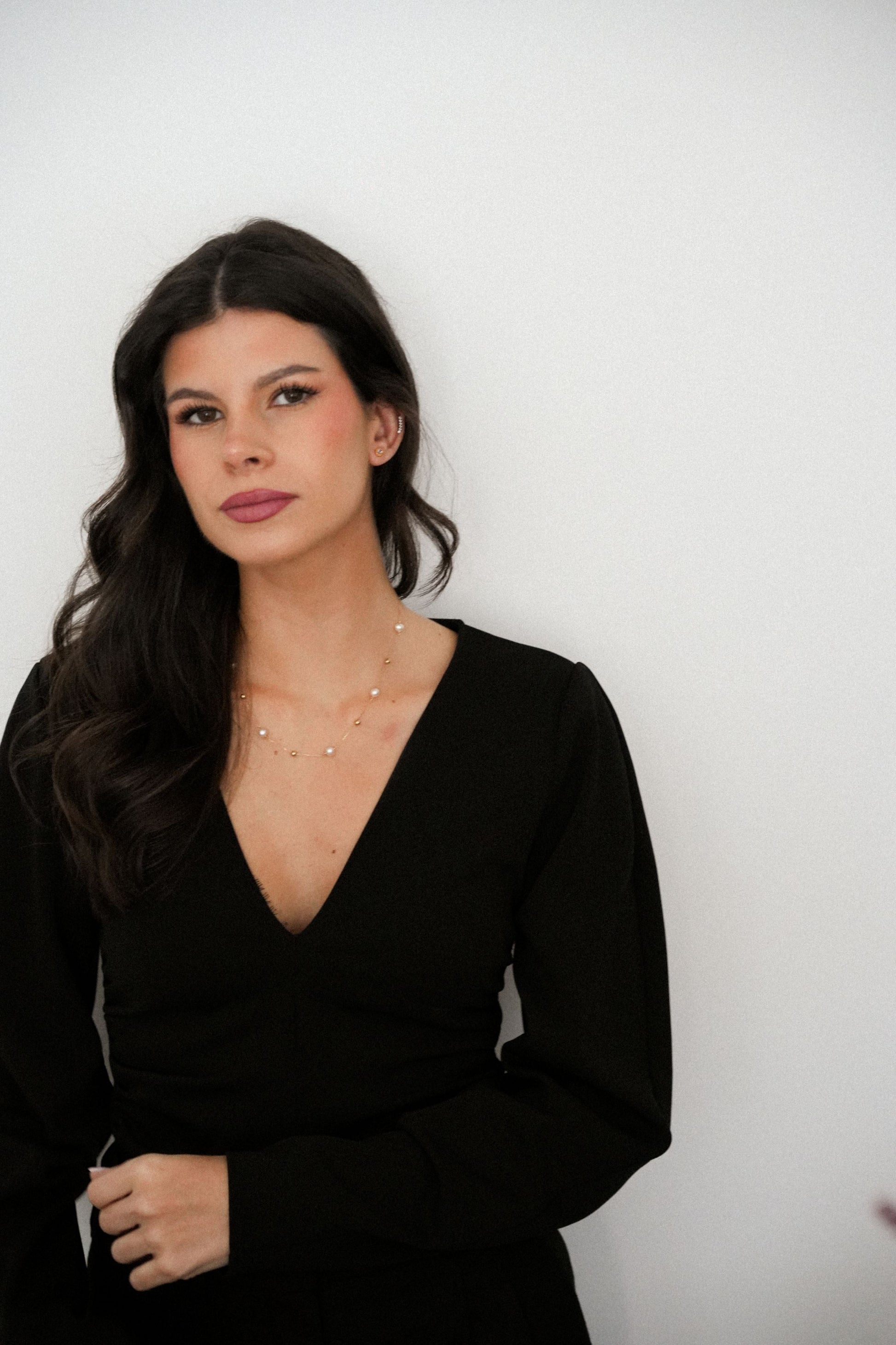 Mimuka Jewels 9K Yellow Gold & Cultured Pearl Choker Necklace – Elegant, Timeless and Sophisticated - MIMUKA