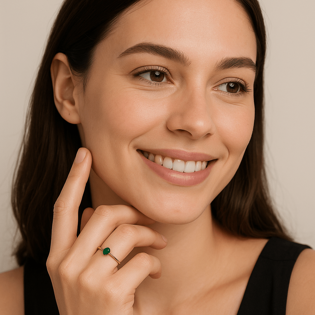 Natural Emerald 18K Gold Ring - MIMUKA