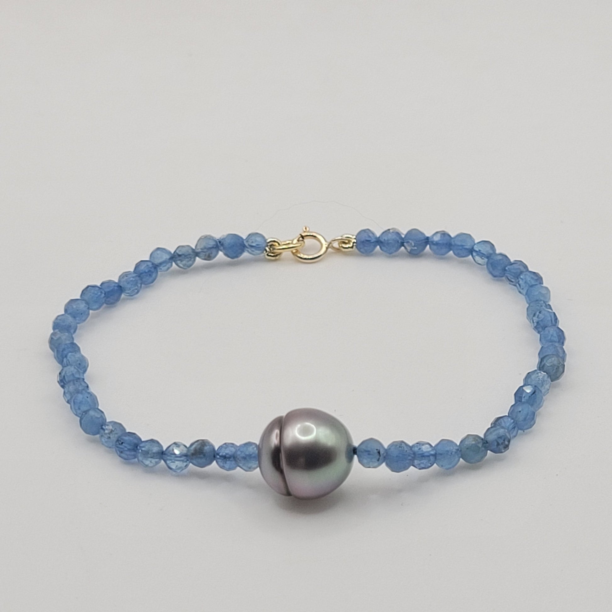 Pulsera de Aguamarina con Perla de Tahití, Cierre de Oro Amarillo 18K - MIMUKA