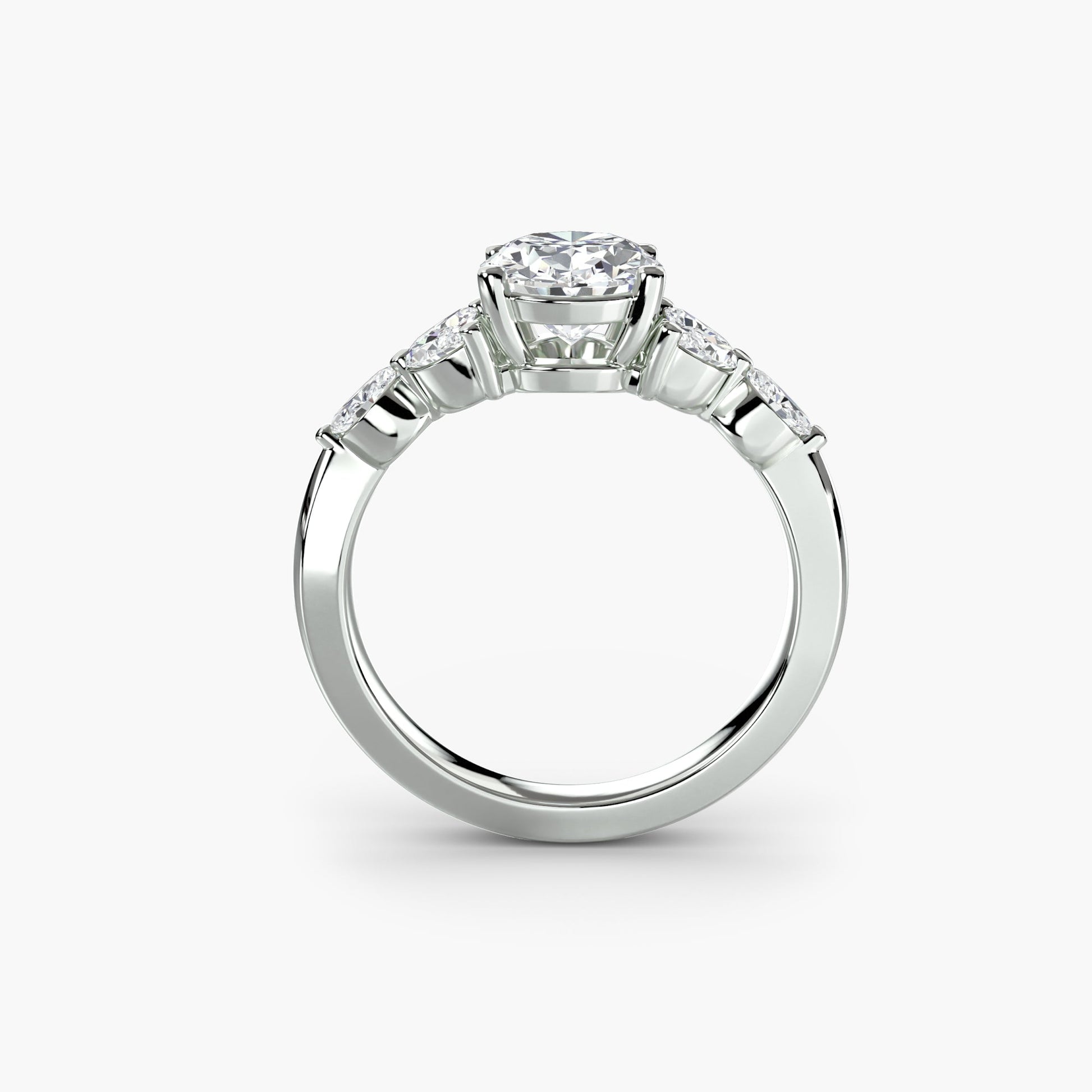 The Shoulder Cluster Ring - MIMUKA